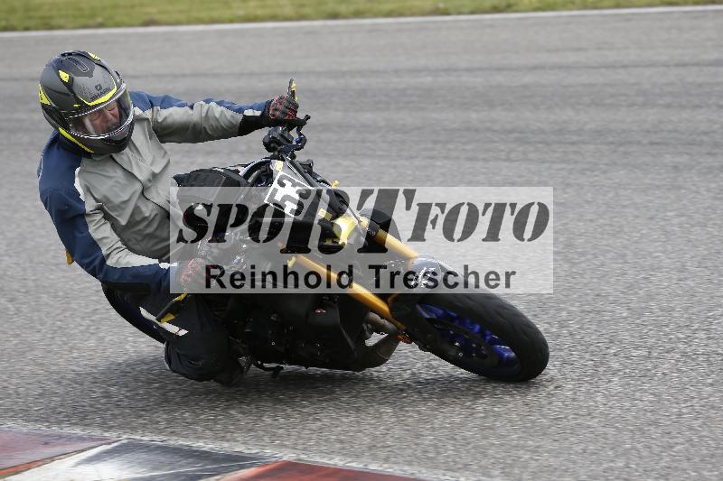 Archiv-2025/22 06.06.2025 DISCOVER the BIKE ADR/Bike 2 gelb/53